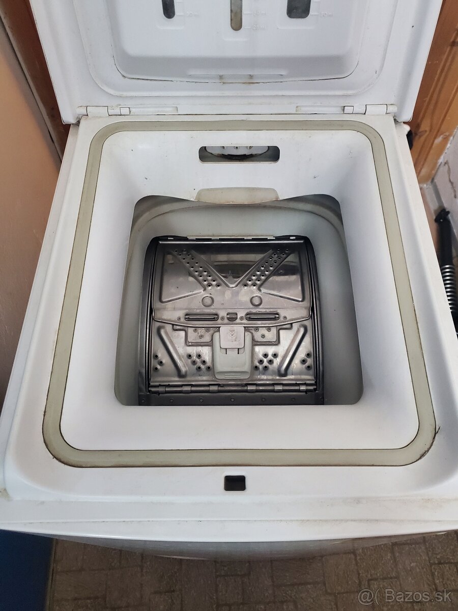 Práčka Whirlpool AWE 50610 - 4