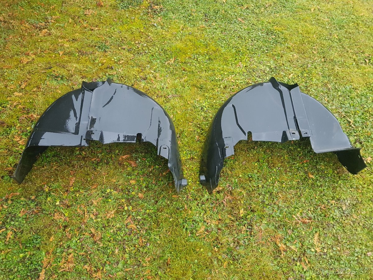 Podblatníky Zadné Golf 4 - 4