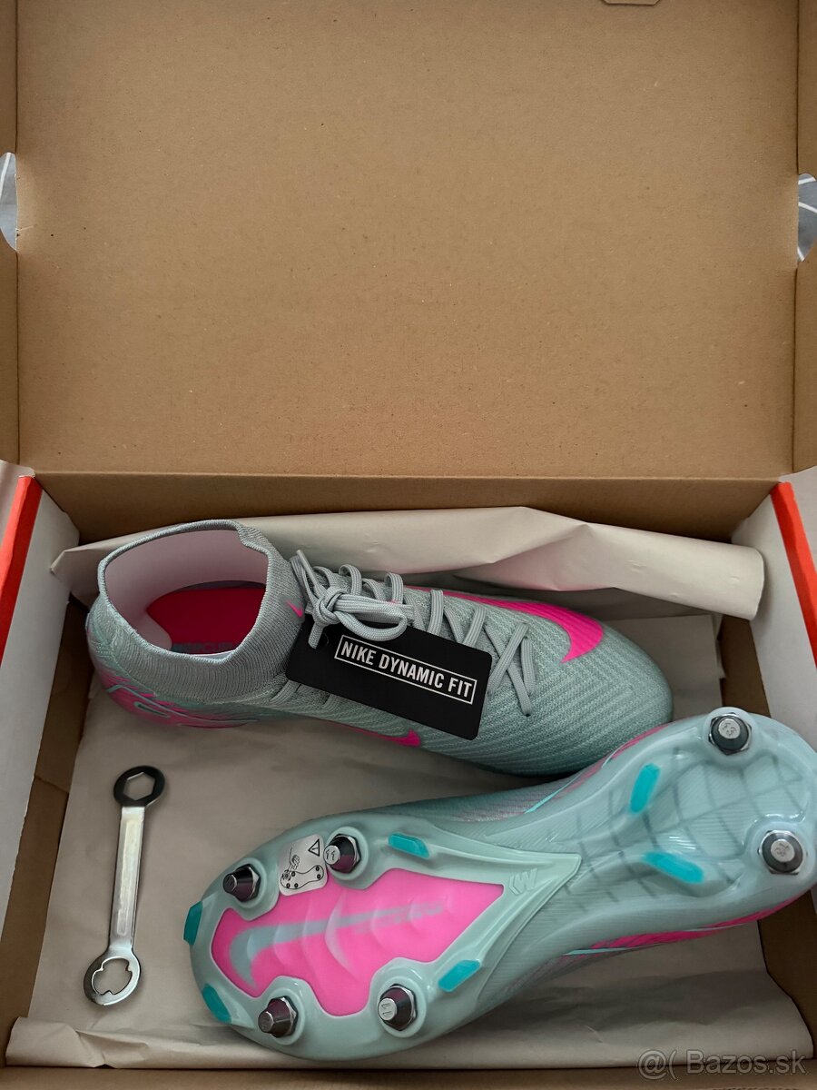 Kopačky Nike - 4