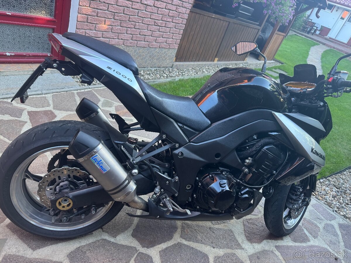 Kawasaki Z1000 2012 - 4
