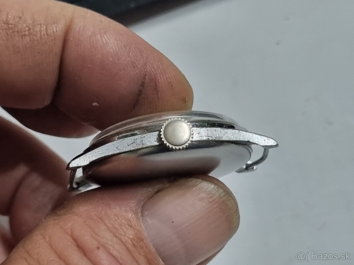 Vojenské hodinky,regalis. - 4