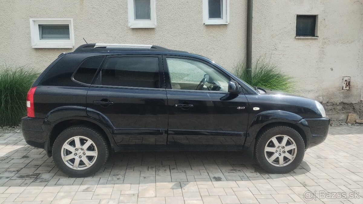 Hyundai Tucson 2.0 104kw benzín 4x4 - 4