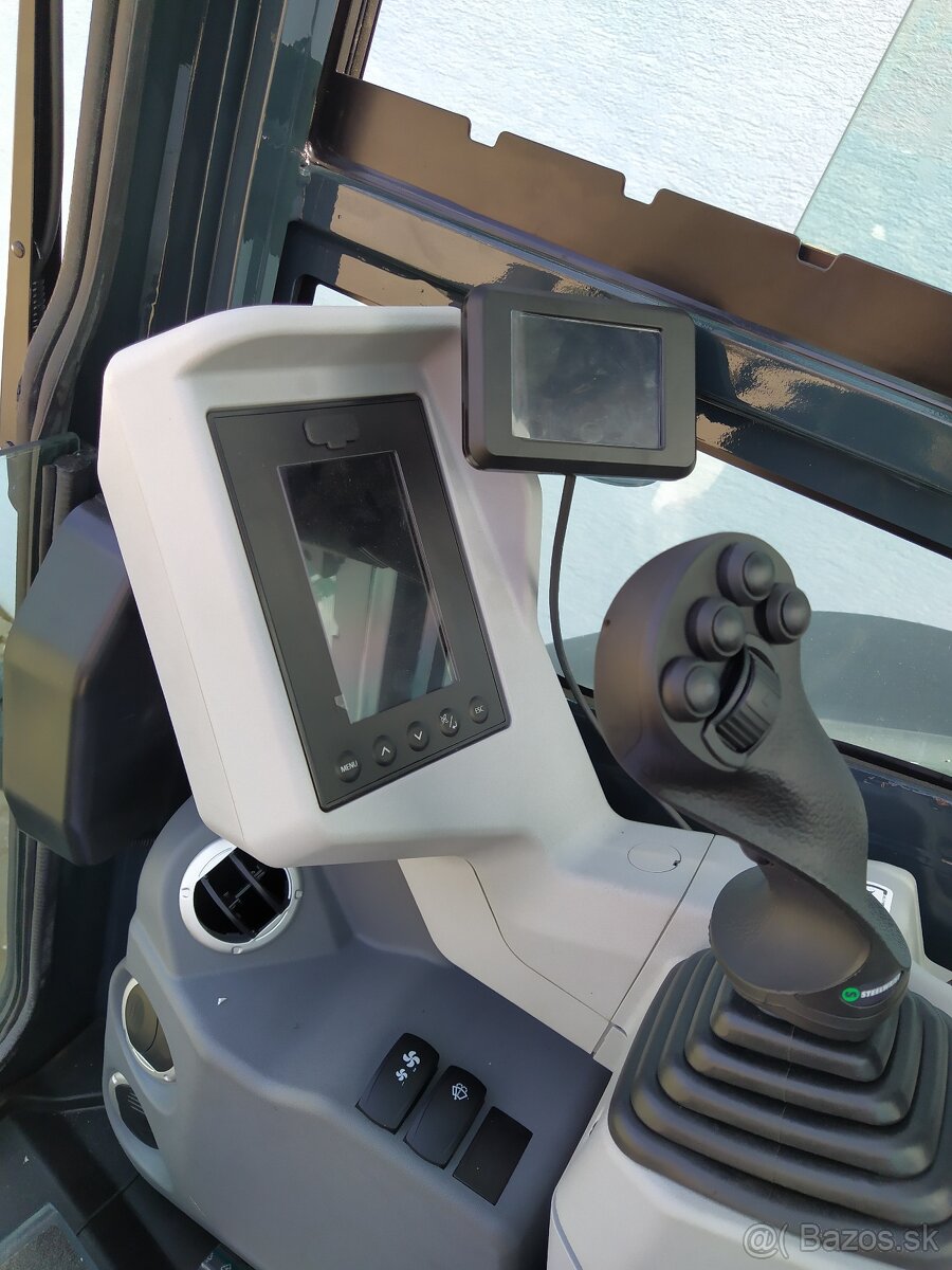 Bager 2,7 t, Hyundai HX25Az - AKCIOVÁ CENA- - 4