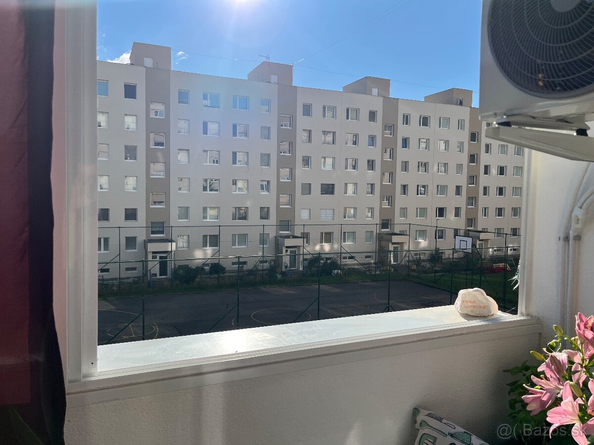 Predam zasklenie balkona. Predavam z dovodu zateplenia - 4