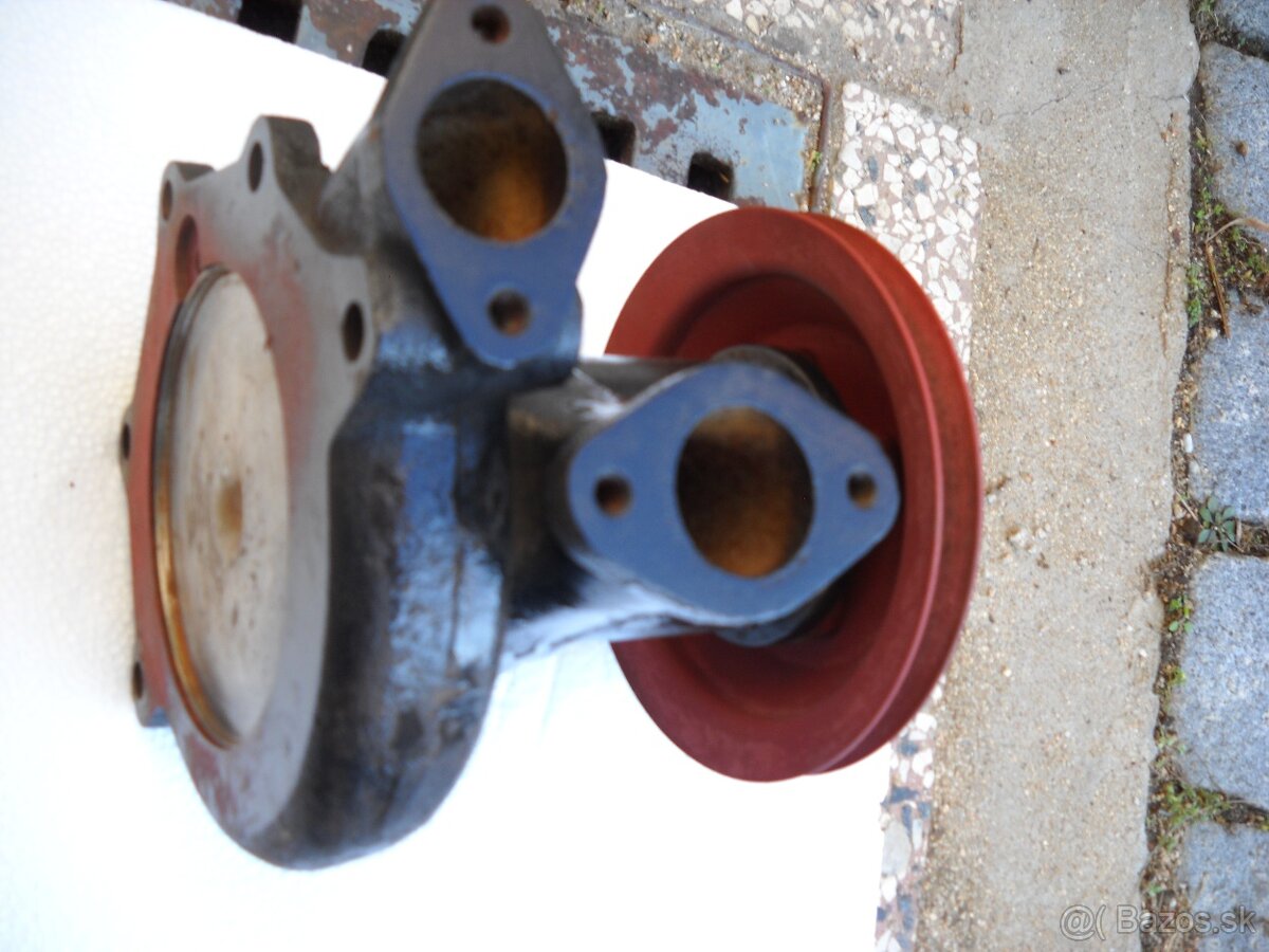 E 512-514 vodní pumpa - 4