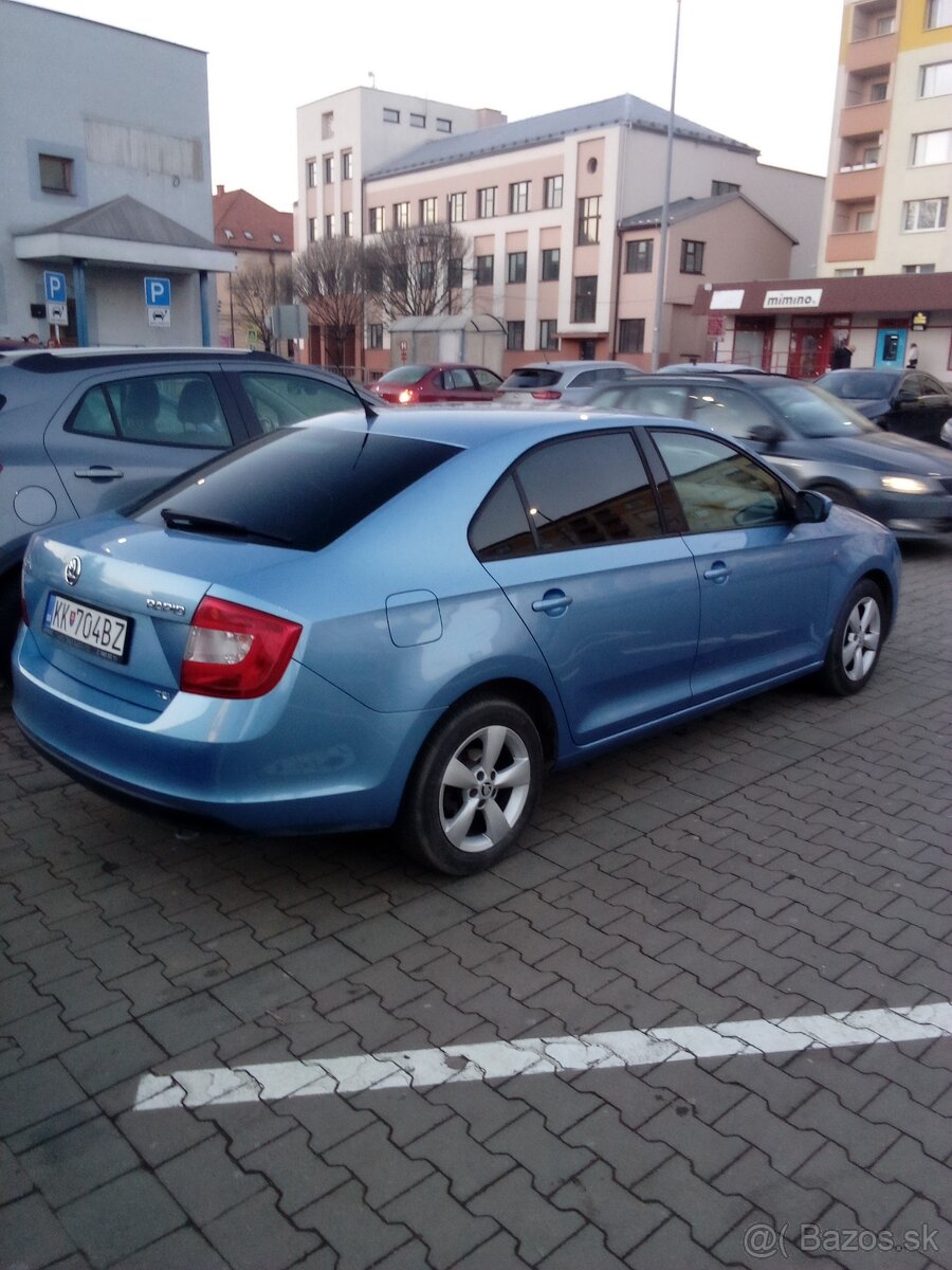 Predám škoda Rapid 1,2 Tsi ,77 kw.. Octavia 2 - 4
