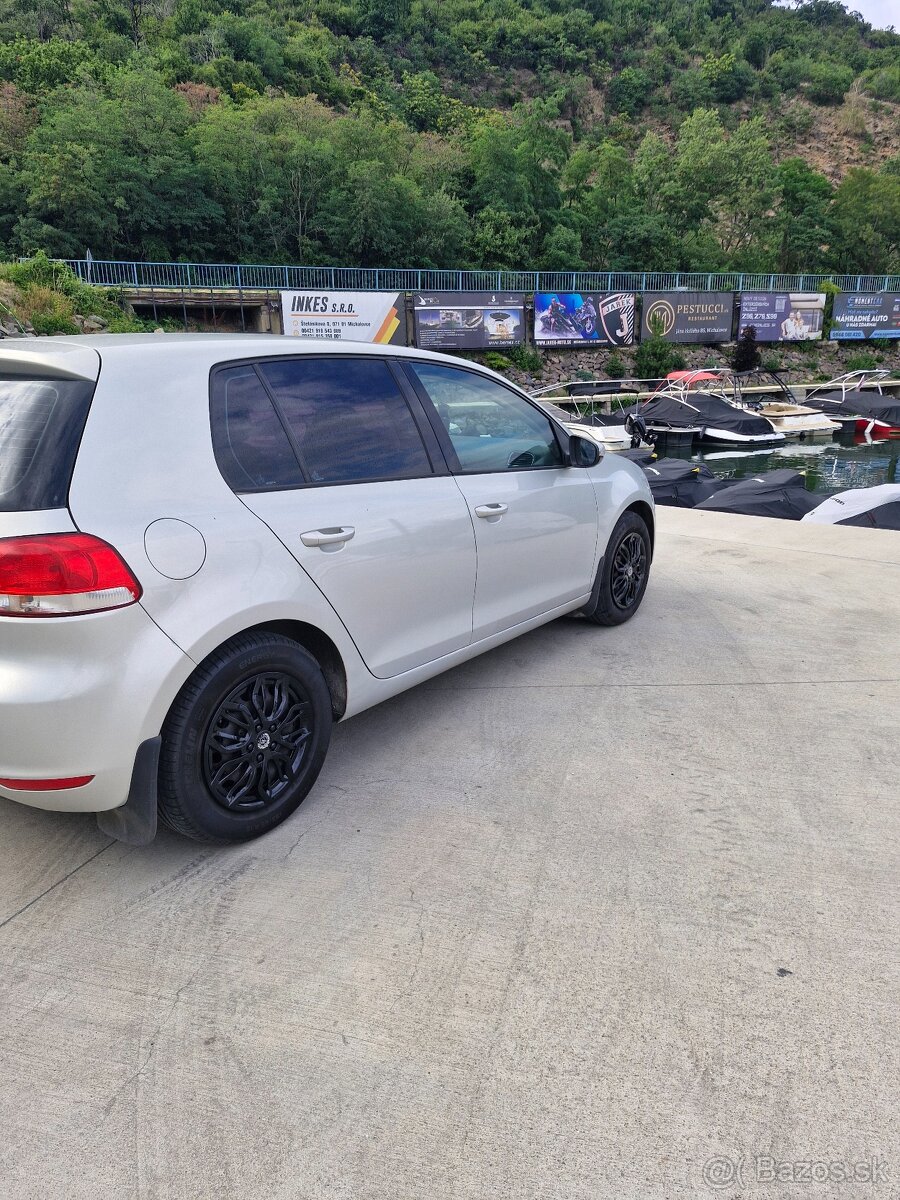 Volkswagen Golf 6 1.4 benzín - 4