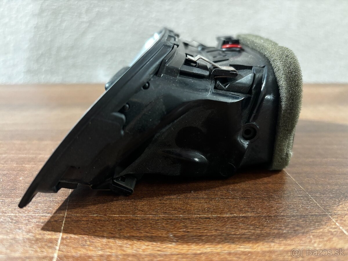 Pruduch ventilácie pravý Škoda Superb 2/fecelift - 4