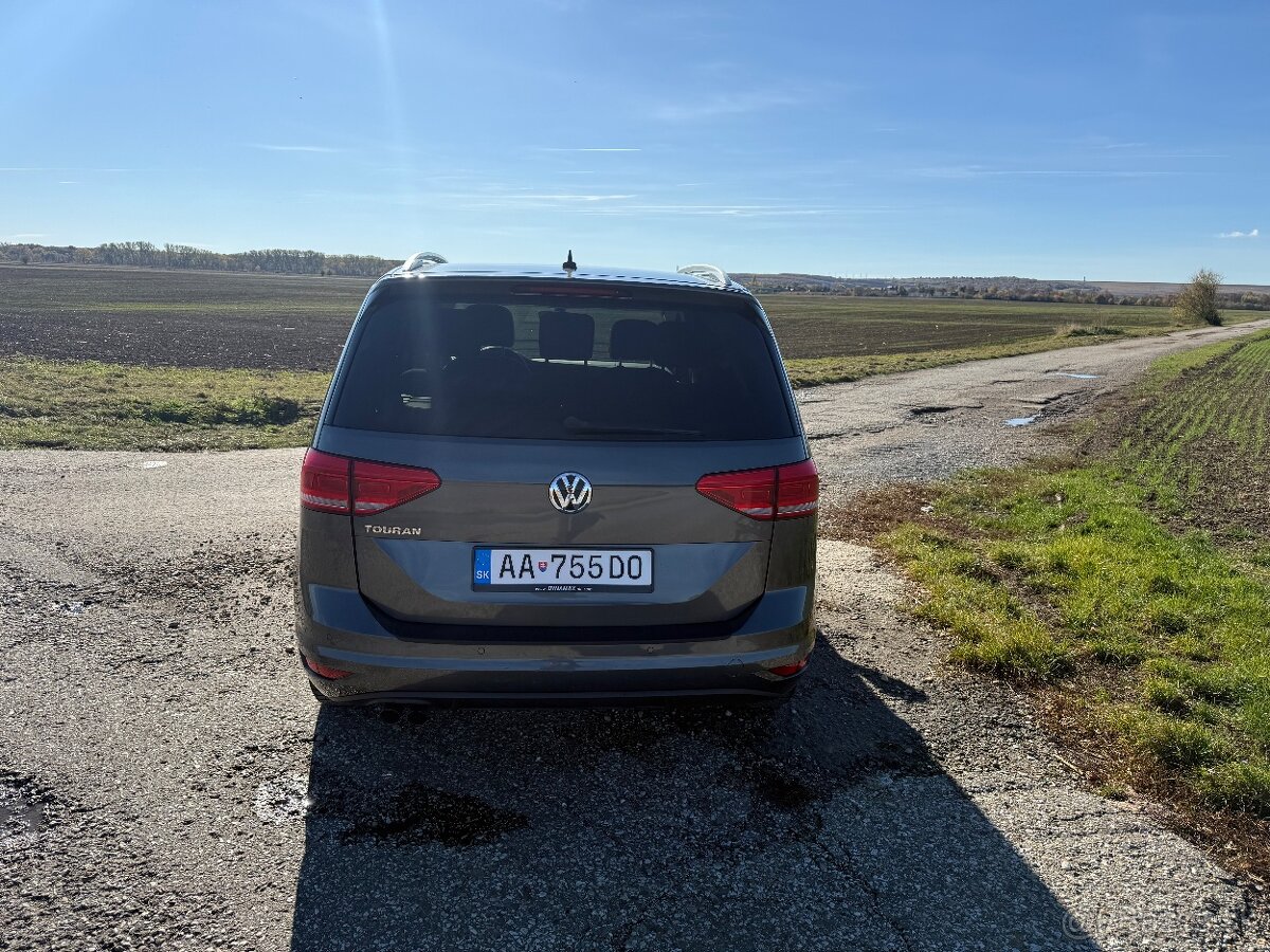 Volkswagen Touran 2.0TDi 110KW DSG 2019 - 4