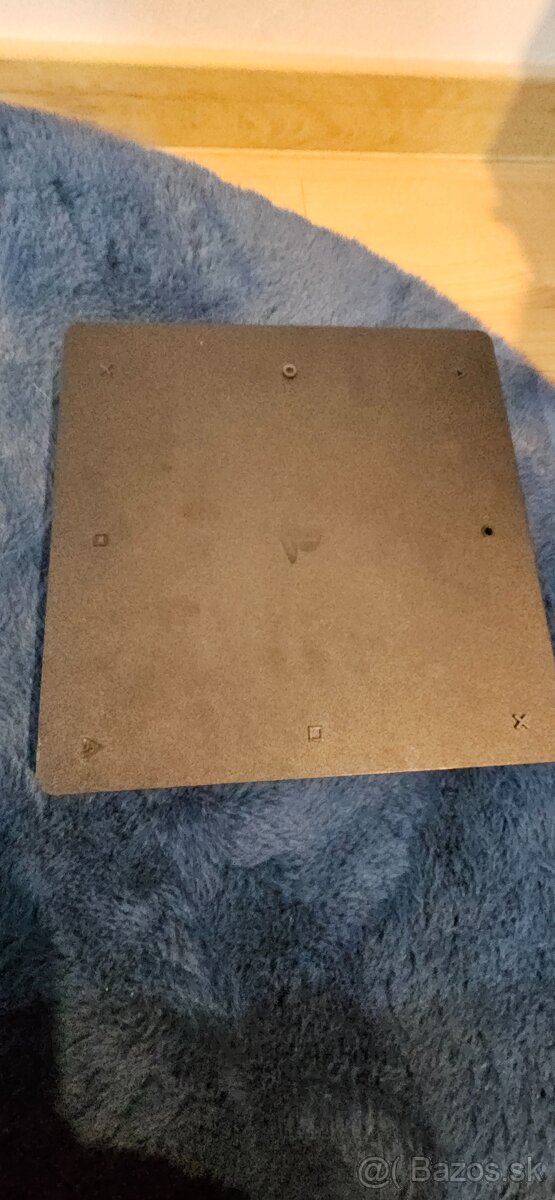 Predam playstation 4 - 4