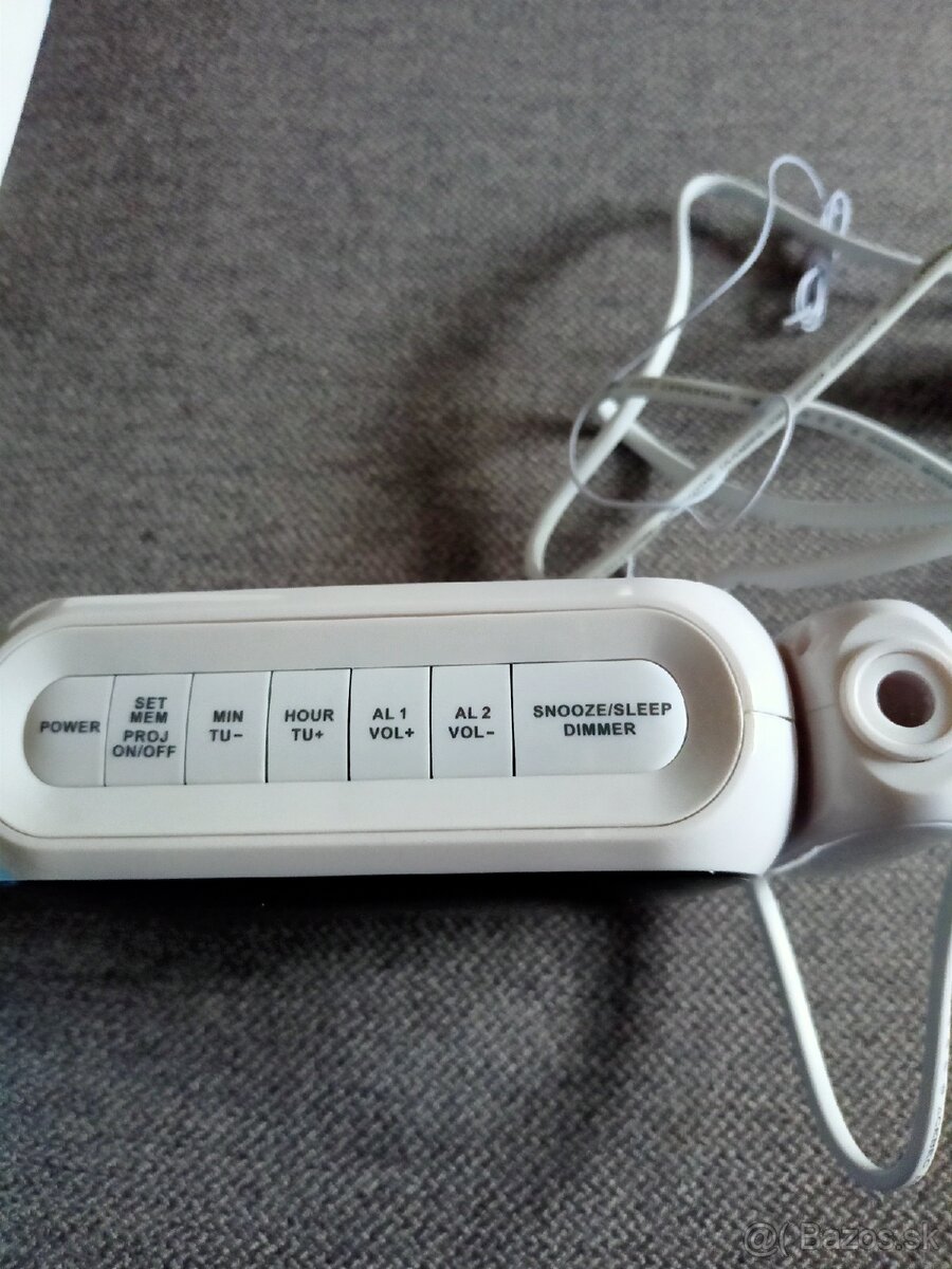 Rádio budík s projekciou - 4