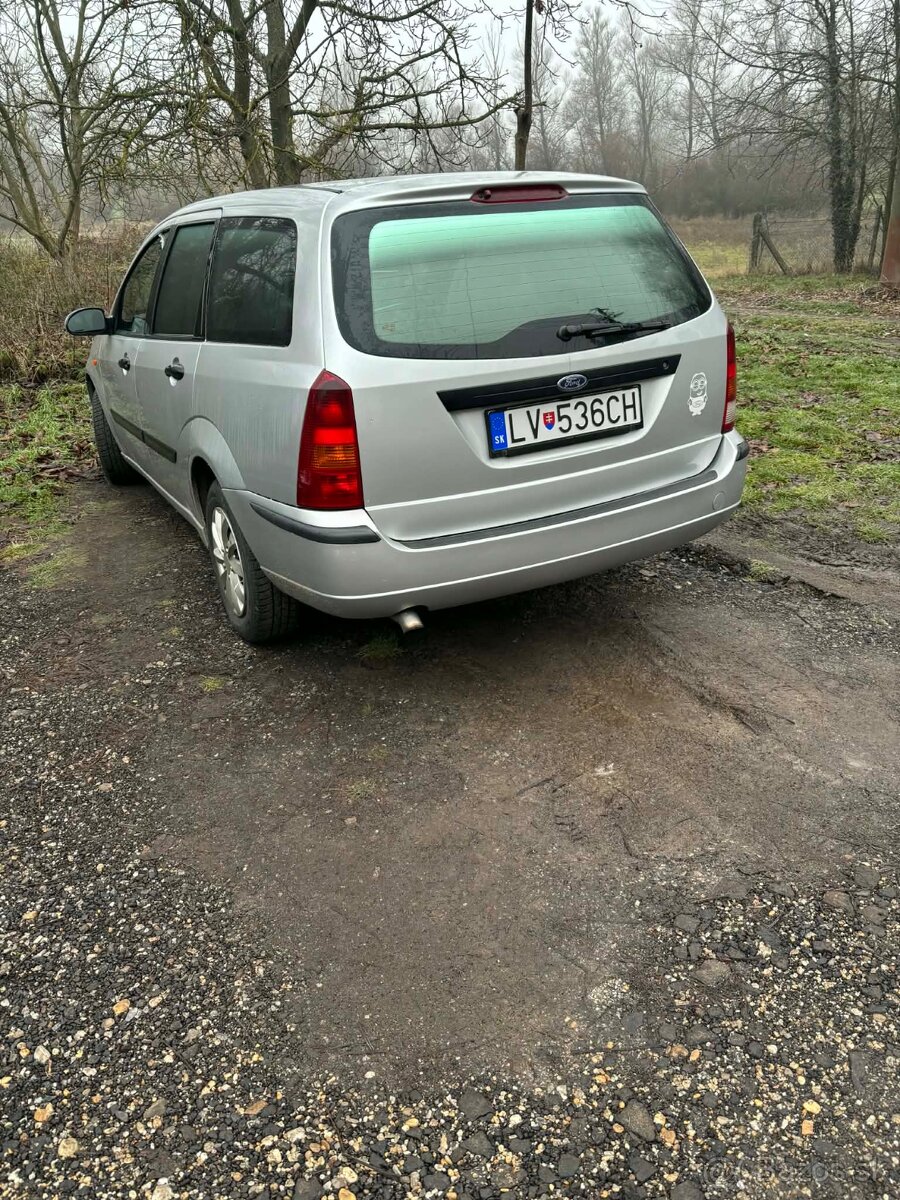 Ford Focus - 4