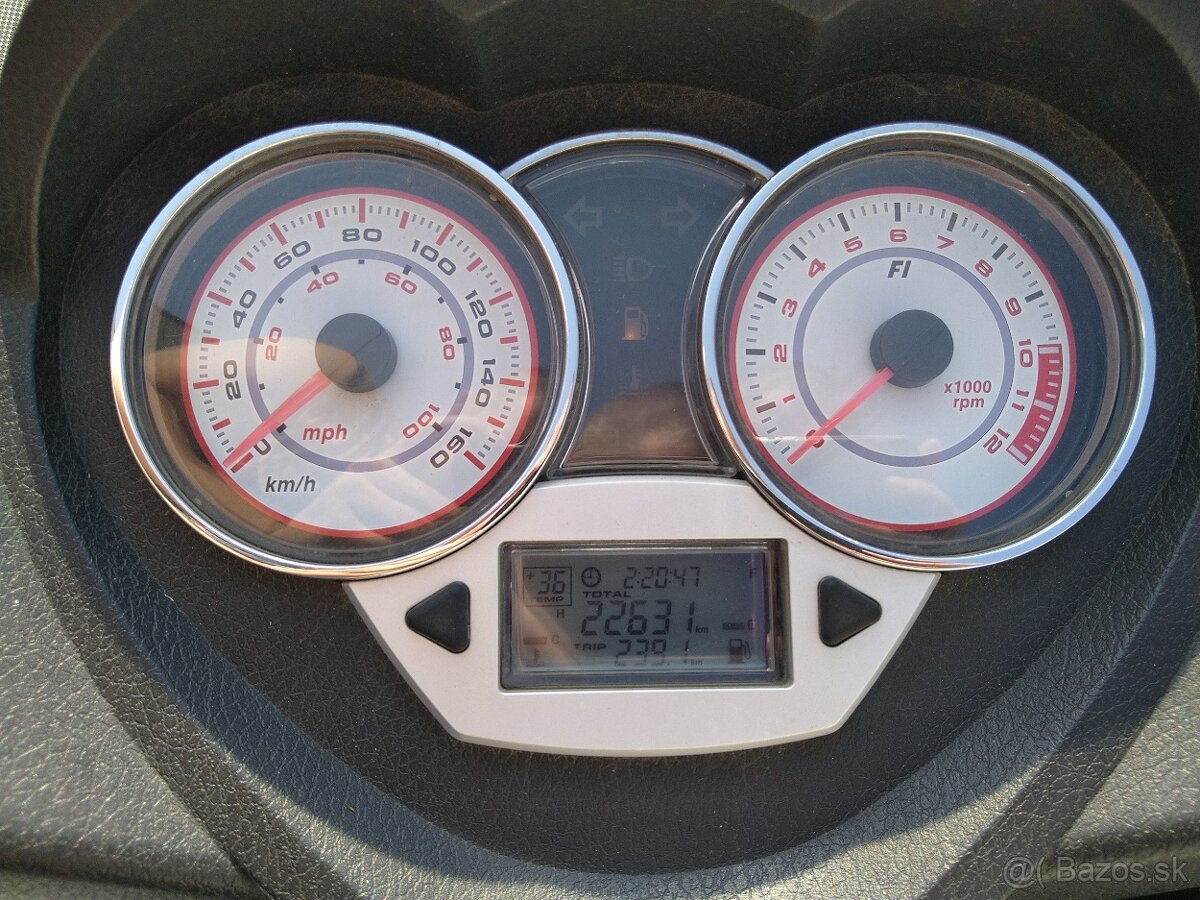 Keeway Silverblade 125 EFI - 4