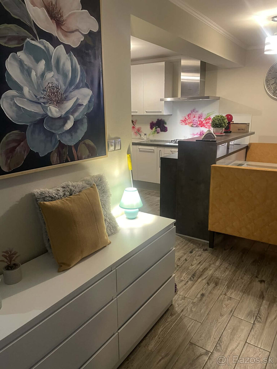 Kompaktný rodinný dom v Džungli - 4