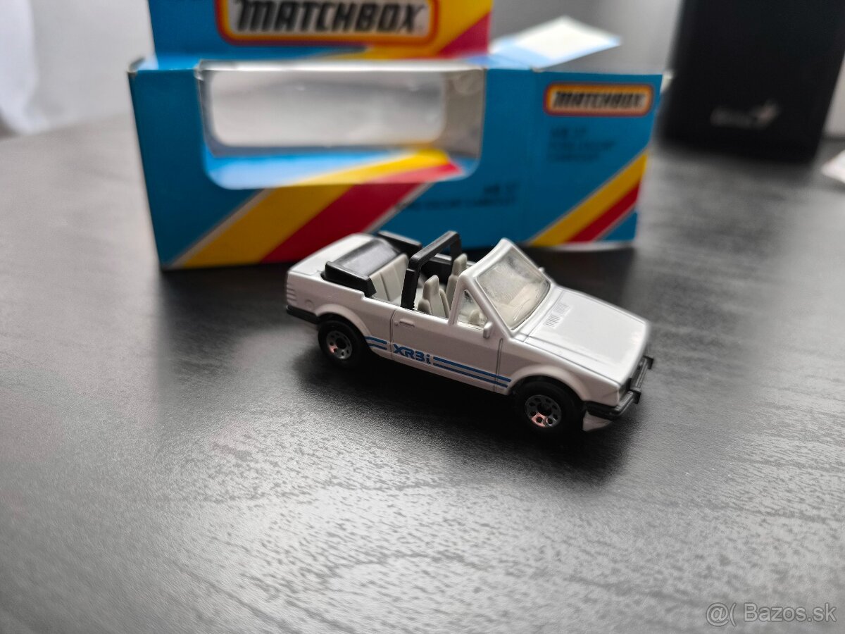 Matchbox Ford Escort Macau - 4