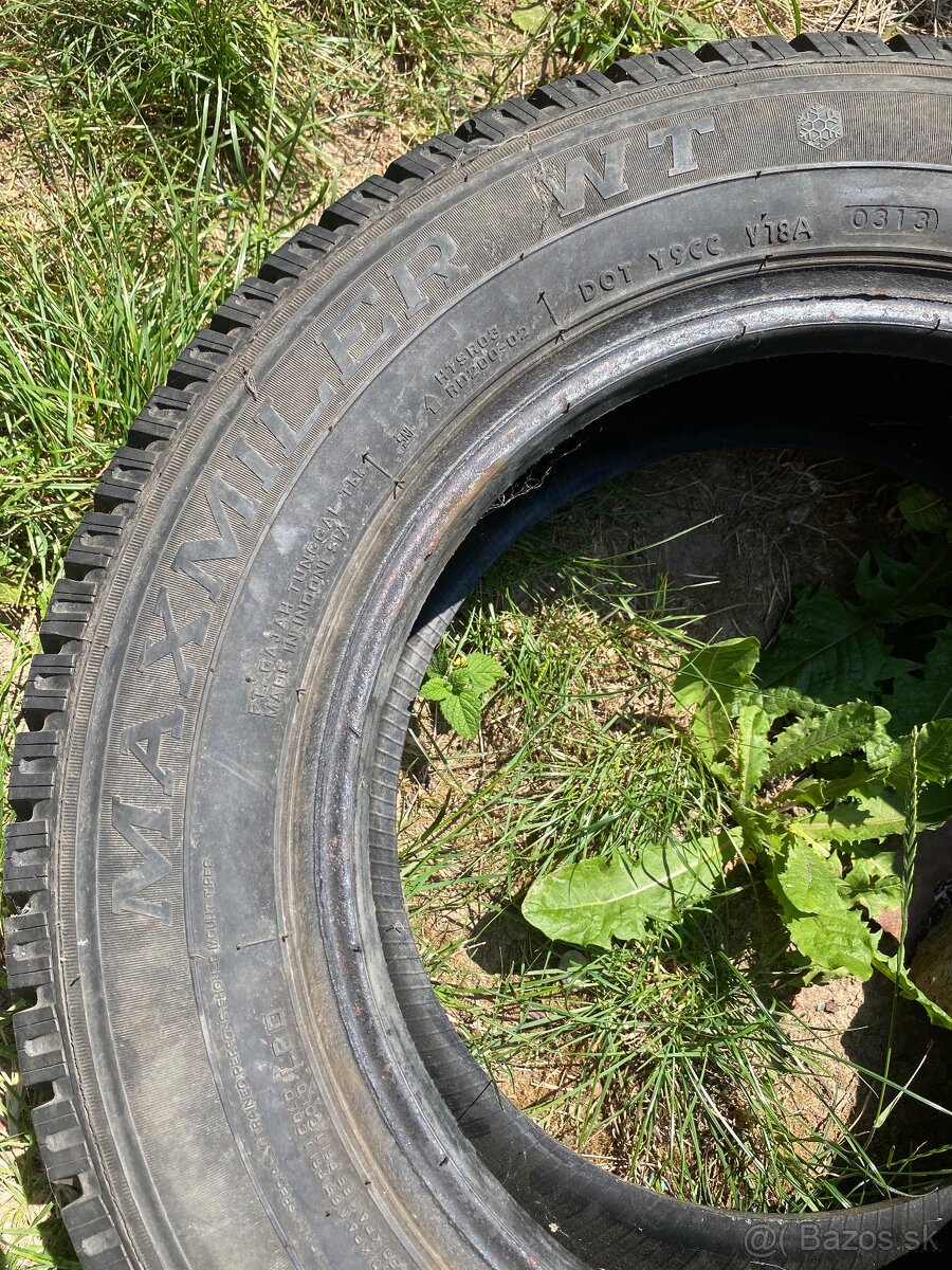 Darujem pneu Maxmiler 195/70 R15C - 4