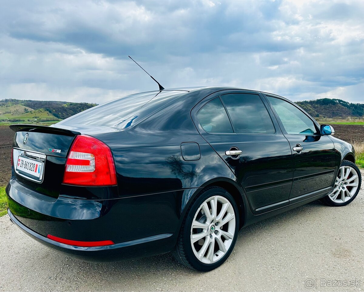 Škoda Octavia RS sedan 2.0 TFSI 147 kW už na sk značky - 4