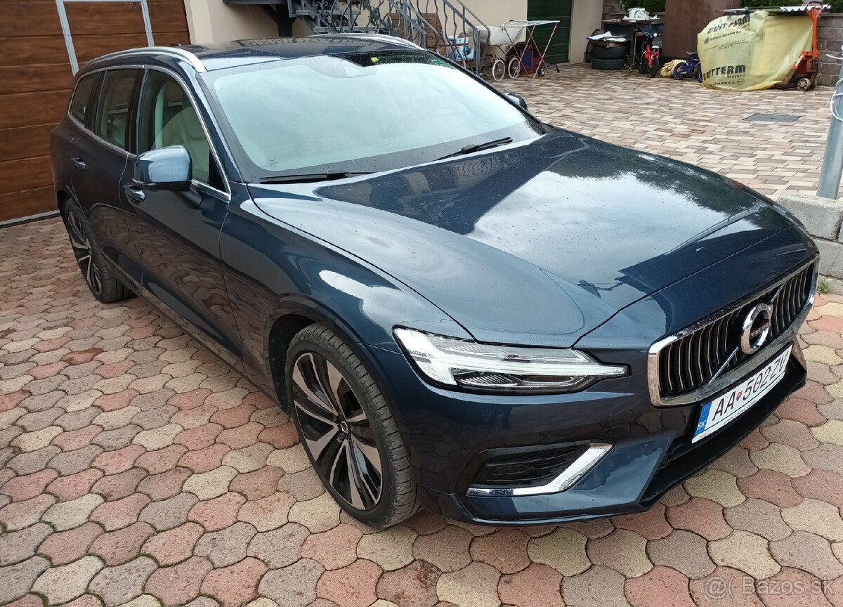 VOLVO V60 B4 INSCRIPTION B4 2,0D/145KW A8 2022 - 4