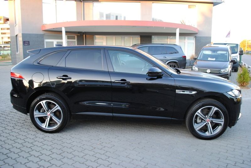 Jaguar F-Pace 2.0D I4 180k R-Sport AWD A/T⭐ZÁRUKA 3 ROKY - 4