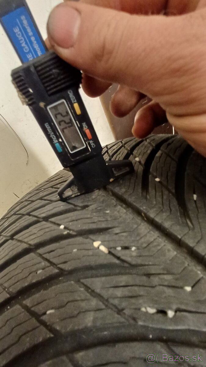 235/45 r20 zimné pneumatiky, Michelin - 4