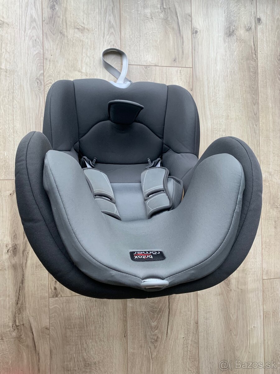 Britax Römer Trifix 9-18kg strom grey - 4