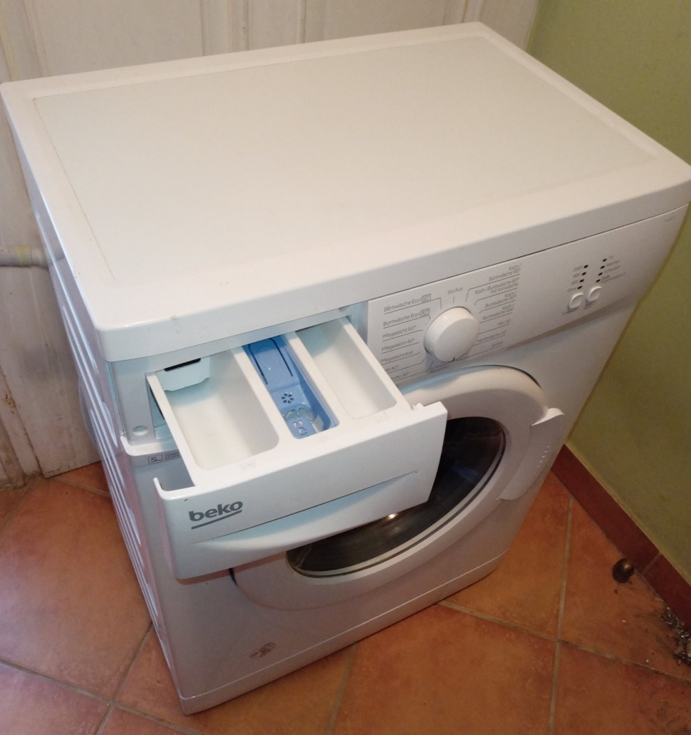 Predám plnefunkčná ÚZKA (SLIM) automatická práčka BEKO - 4