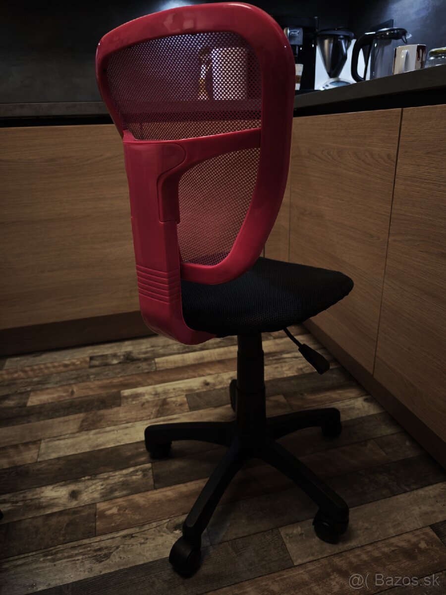 Decká kancelárska stolička. - 4