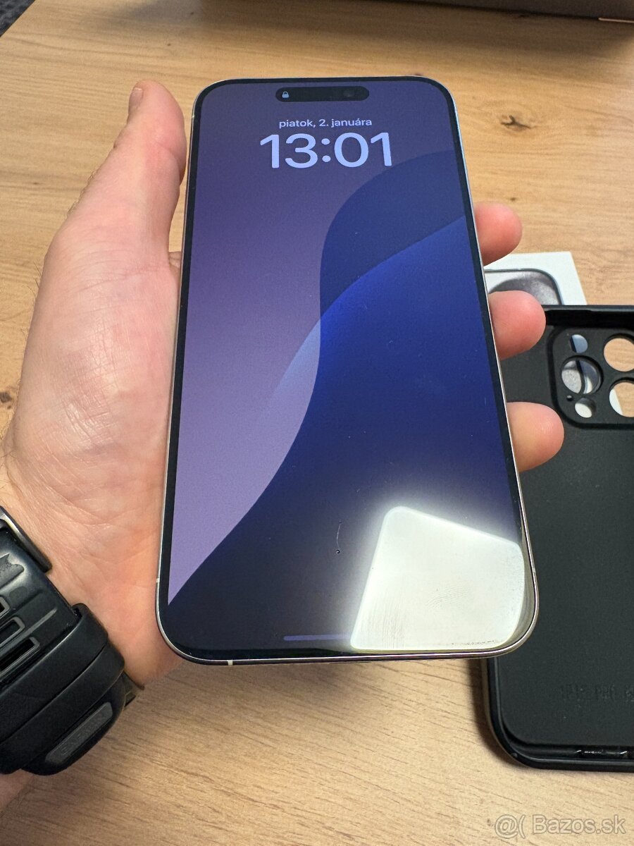 iPhone 15 Pro MAX - 4