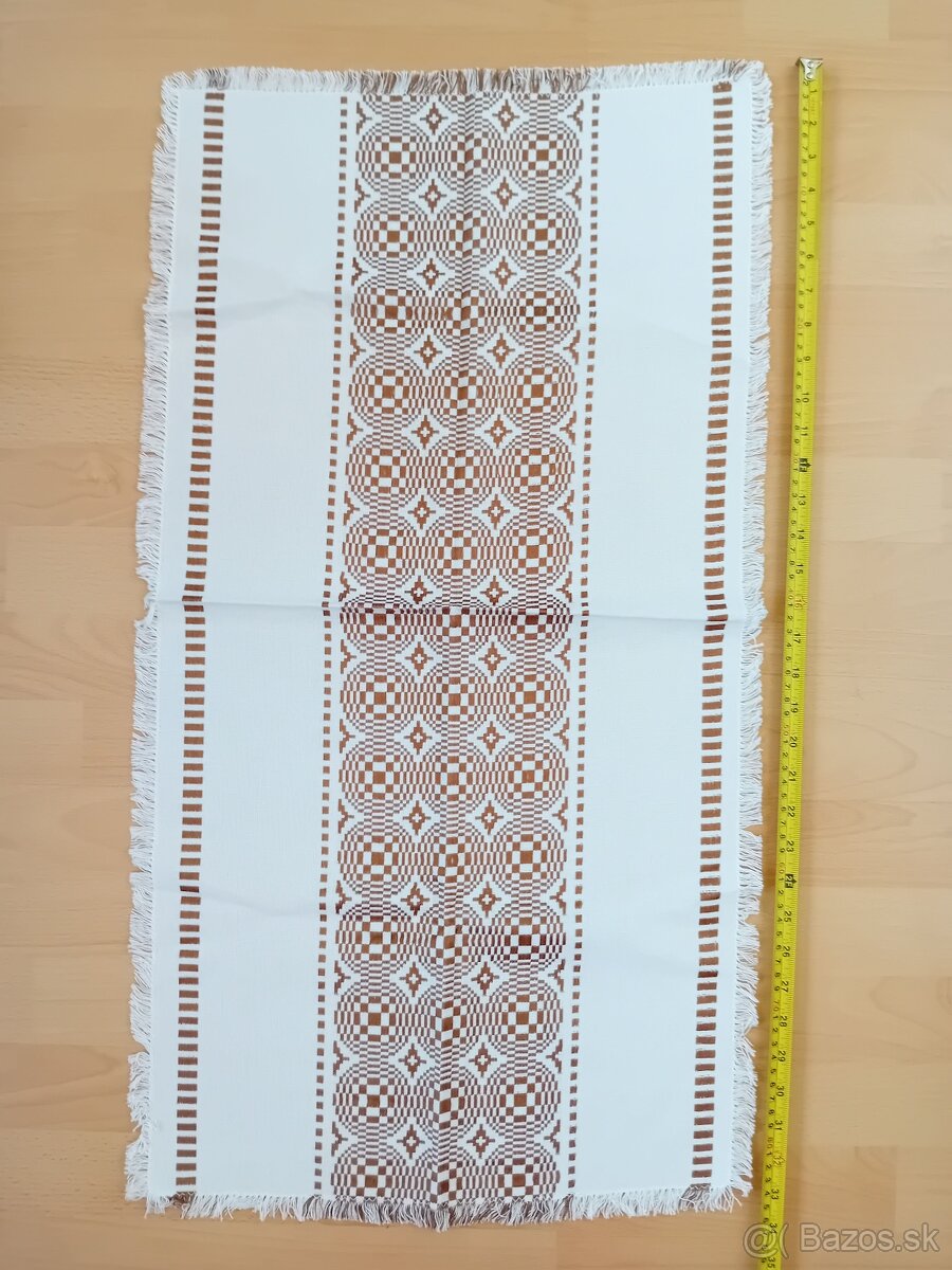 Obrusy, prestieranie a iné doplnky - 4