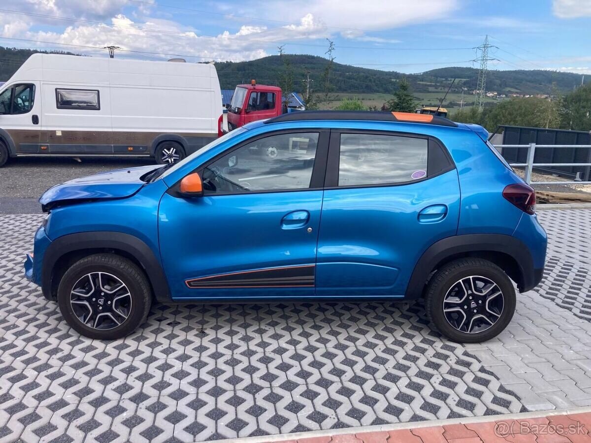 Dacia Spring - 4