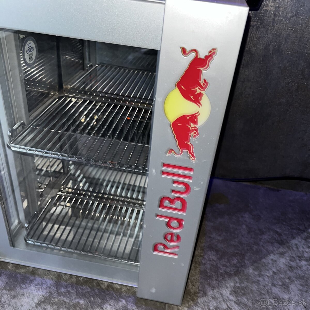 Red Bull chladnička - 4