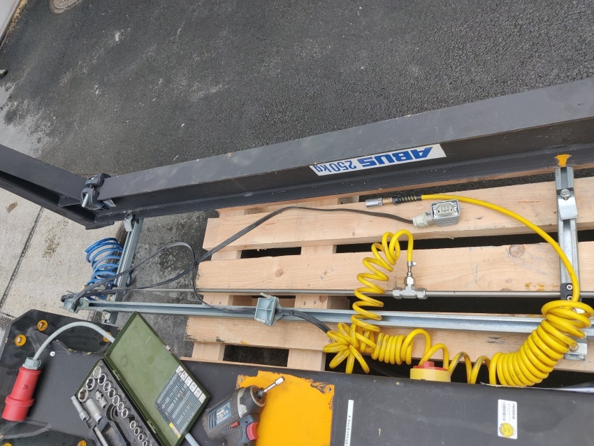 stlpový žeriav Abus 125 kg - 3 m - 4