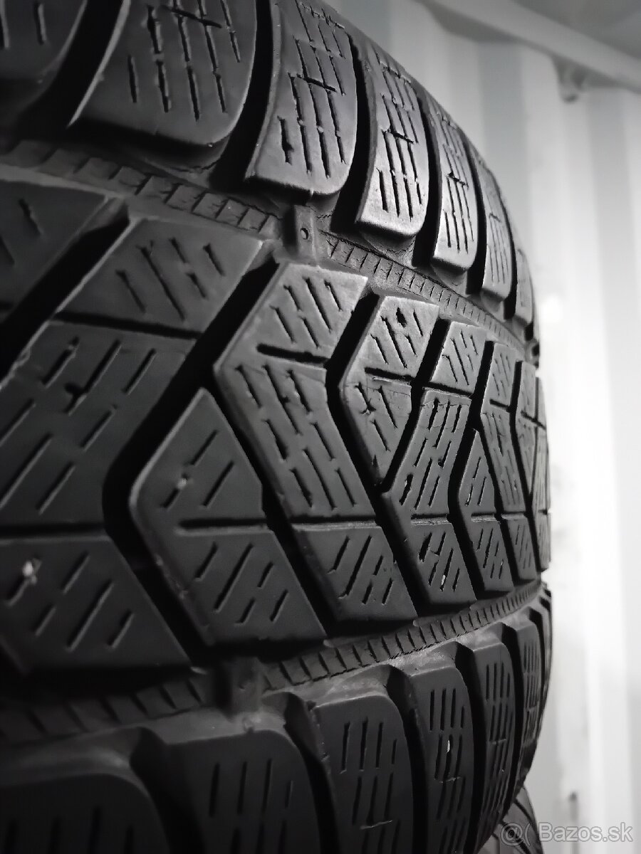 235/65R17 Zimné pneumatiky Pirelli - 4