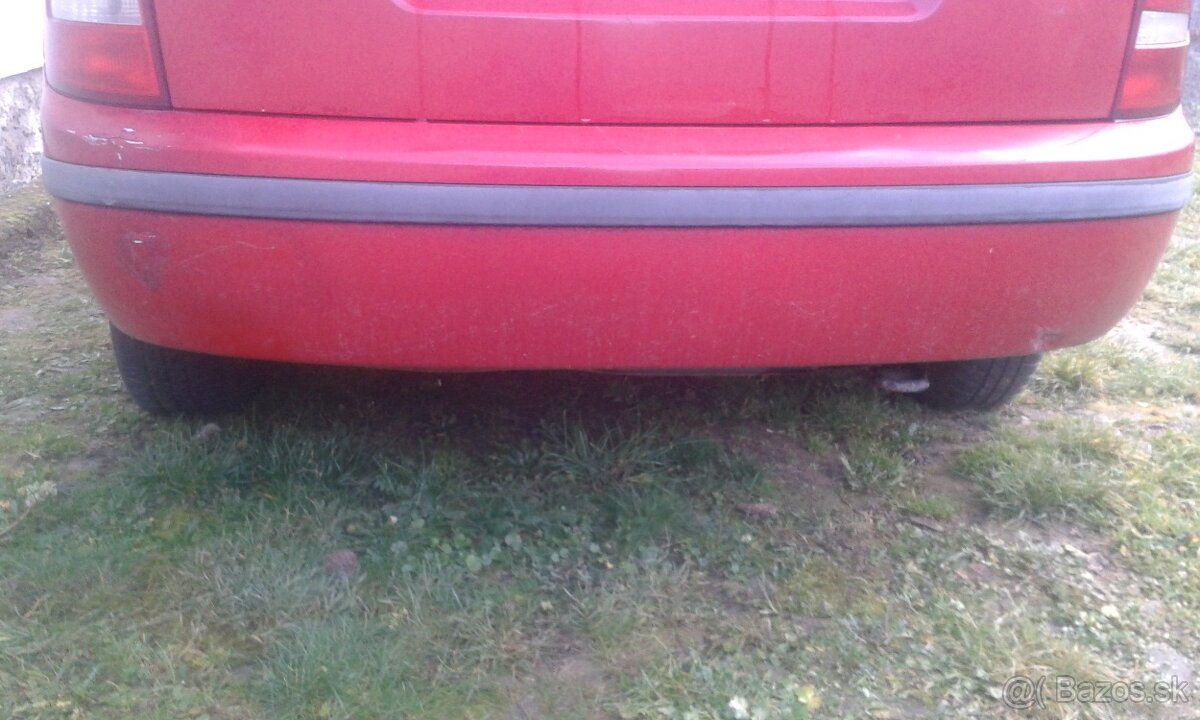 Červené diely Fabia 1,masky prednej kapoty - 4