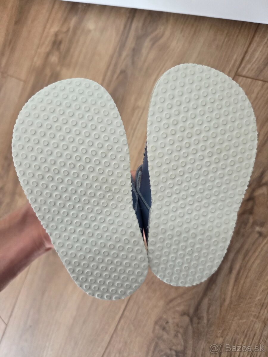 DETSKÉ CAPAČKY RAK modré veľ. 20 - 4