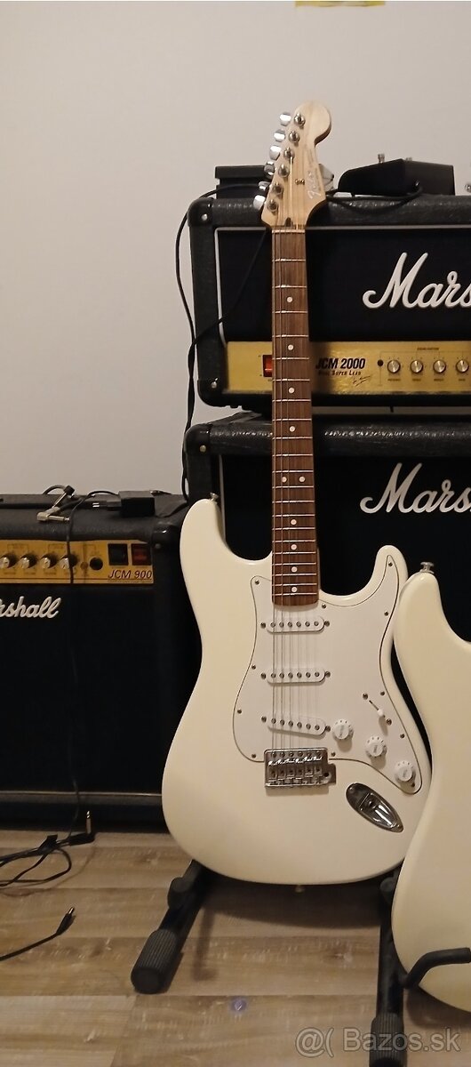 Fender stratocaster - 4