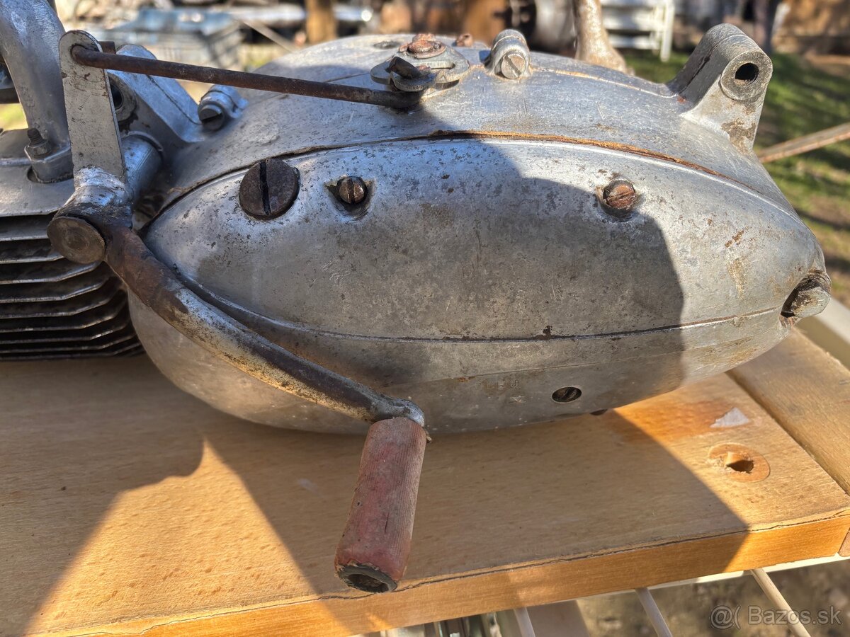 Motor Jawa pionier 20/21 - 4