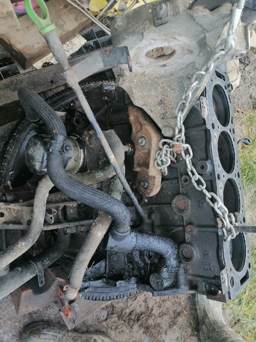 Predám motor suzuki grand vitara - 4