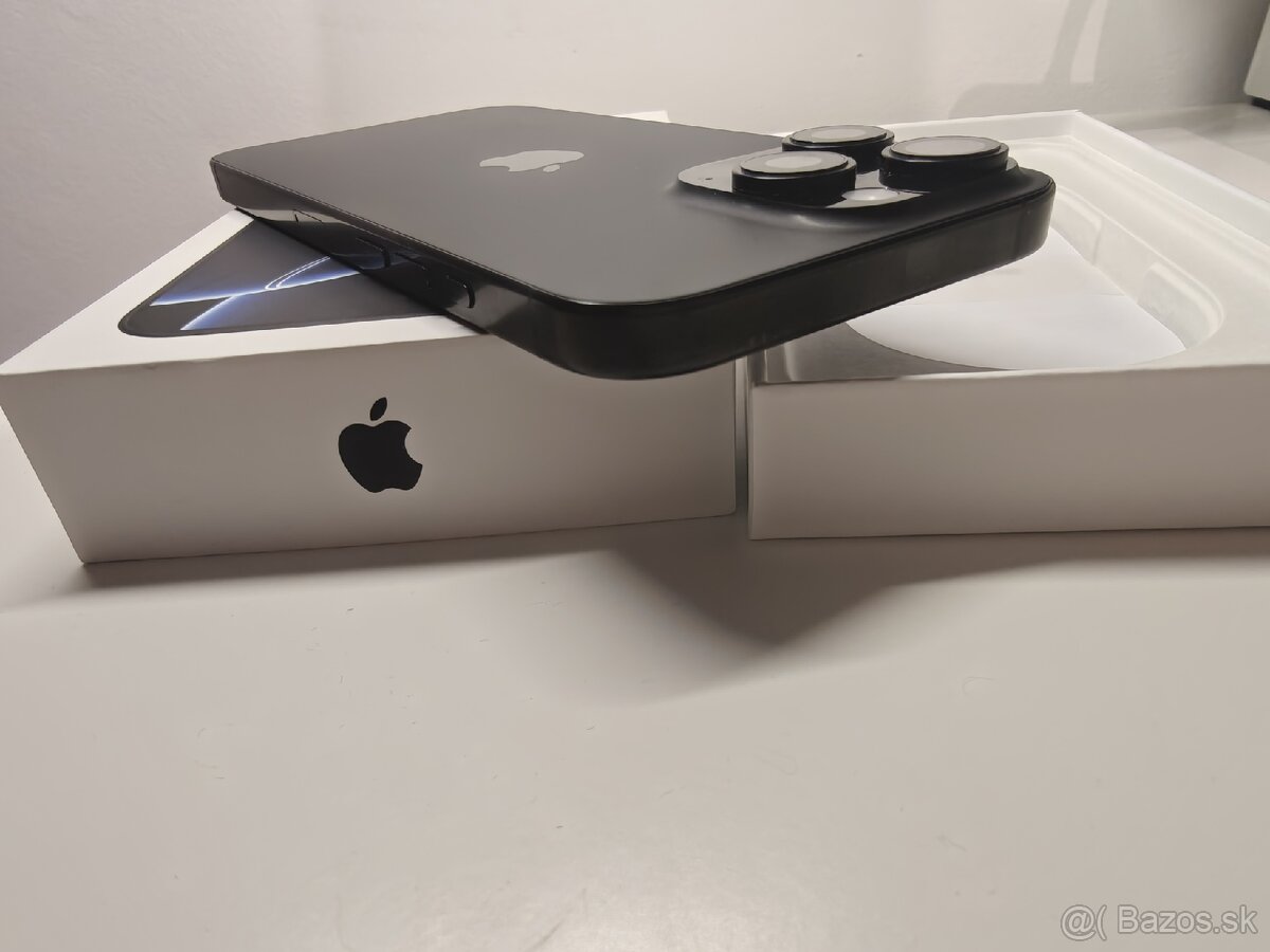 Apple iPhone 16 Pro Max 256GB - 4