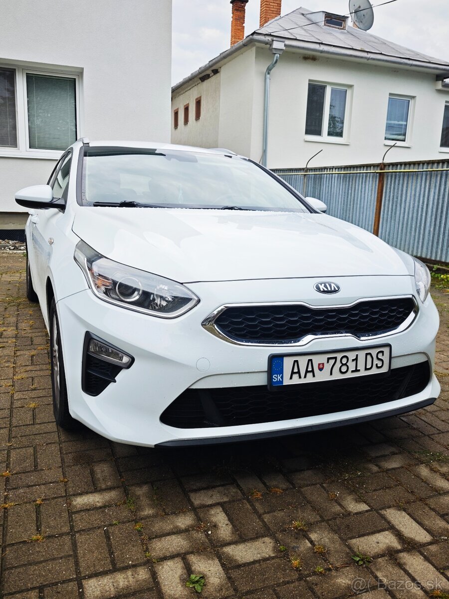Kia ceed 1.6 crdi 85 kw , diesel . r.v.2018 - 4