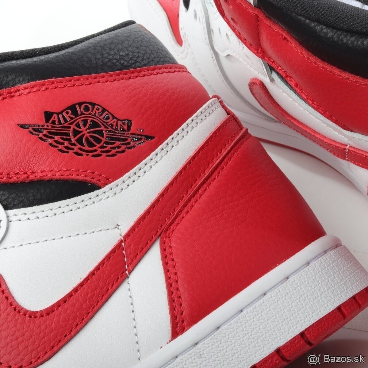 TENISKY NIKE AIR JORDAN 1 RETRO High OG EU 44 + darček - 4