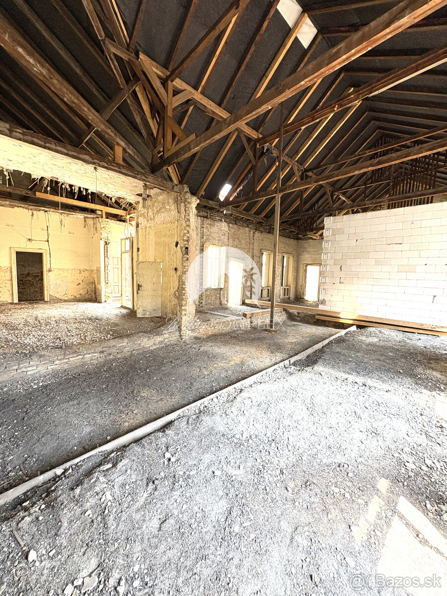 EXKLUZÍVNE IBA U NÁS Reality KOMPLEX s.r.o. vám ponúka n - 4