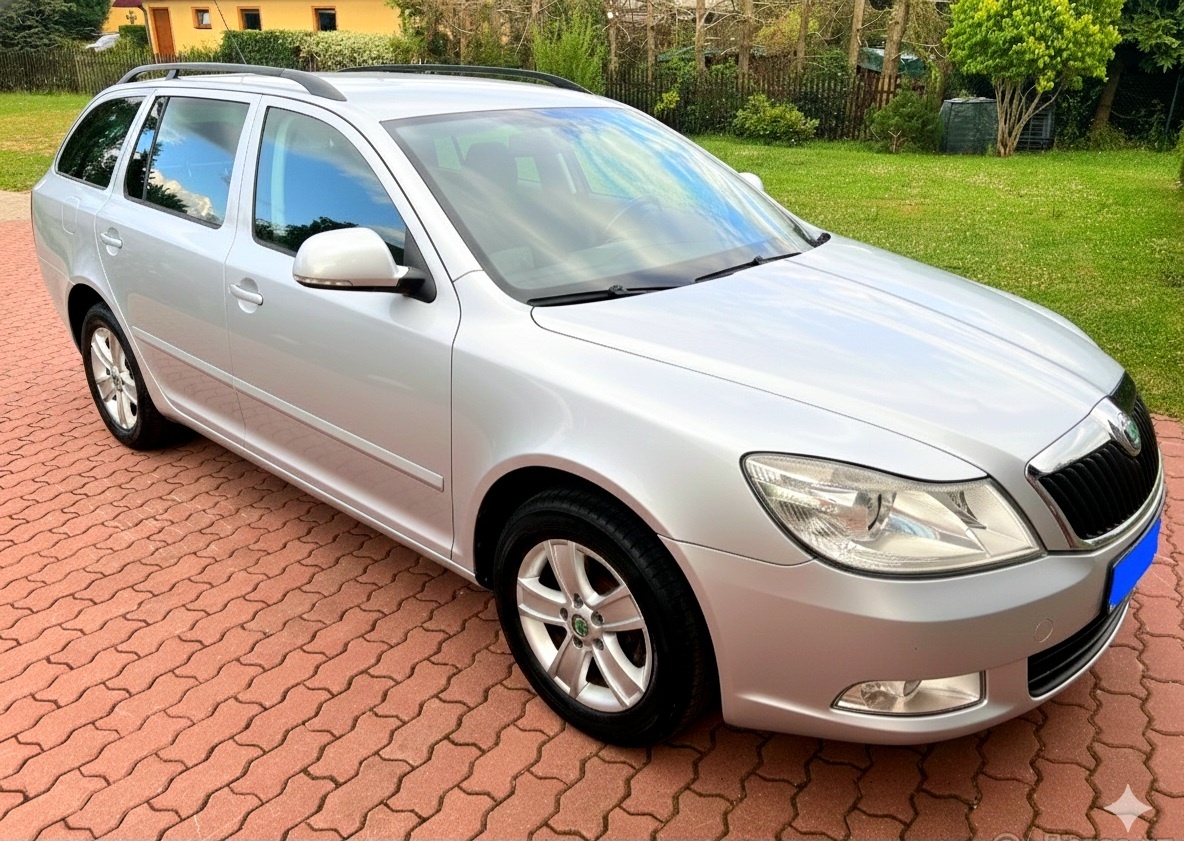 Škoda Octavia Combi Facelift TOP STAV ELEGANCE - 4