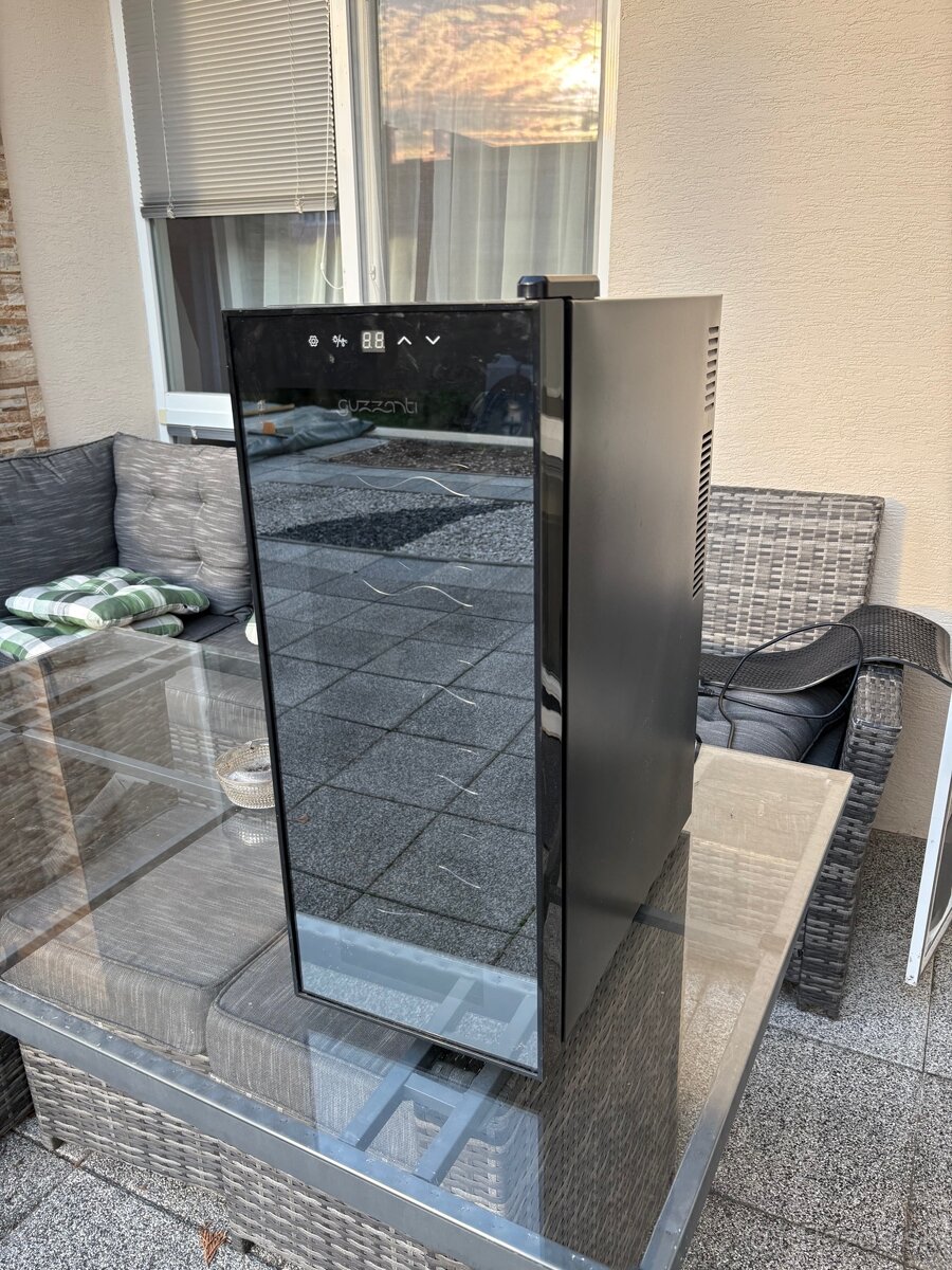 Vinotéka guzanti gz12 - 4