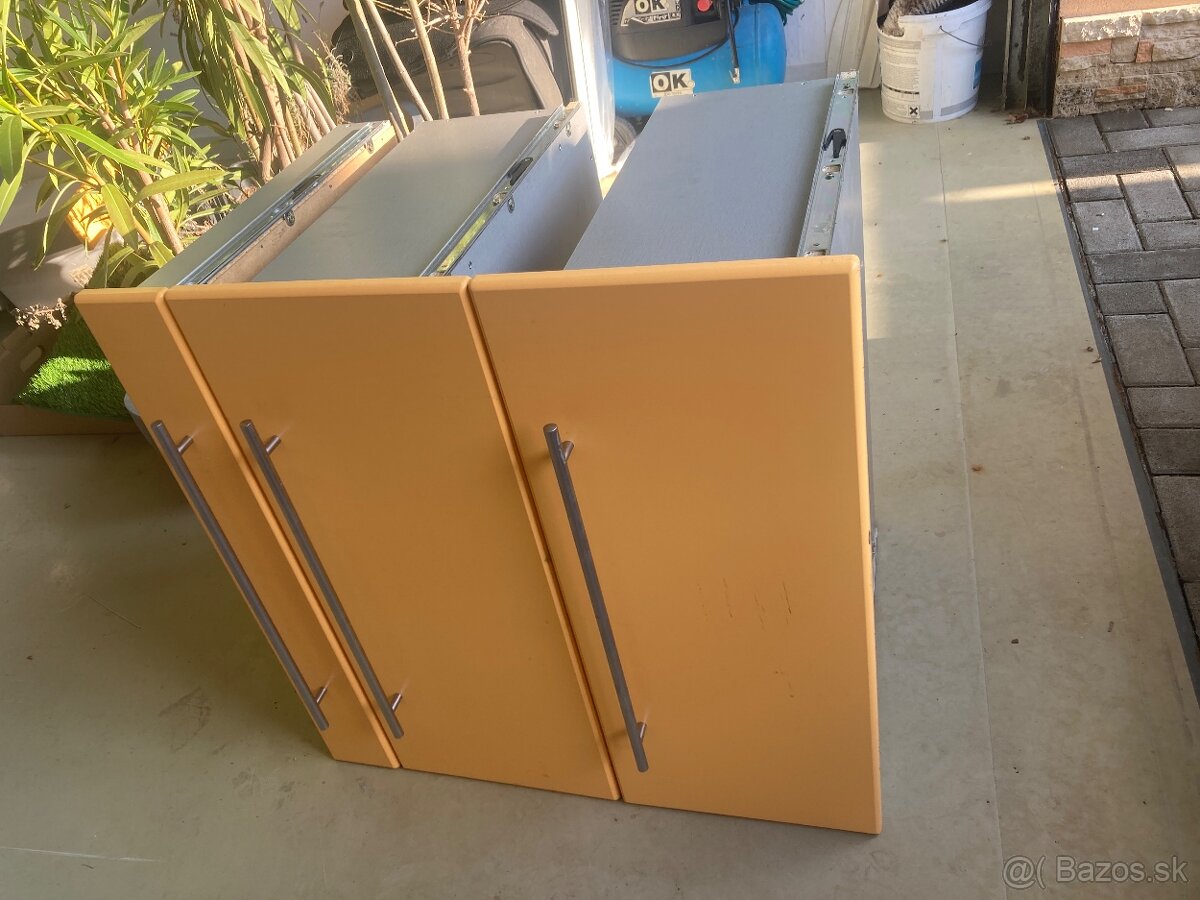 Kuchynská linka - 4