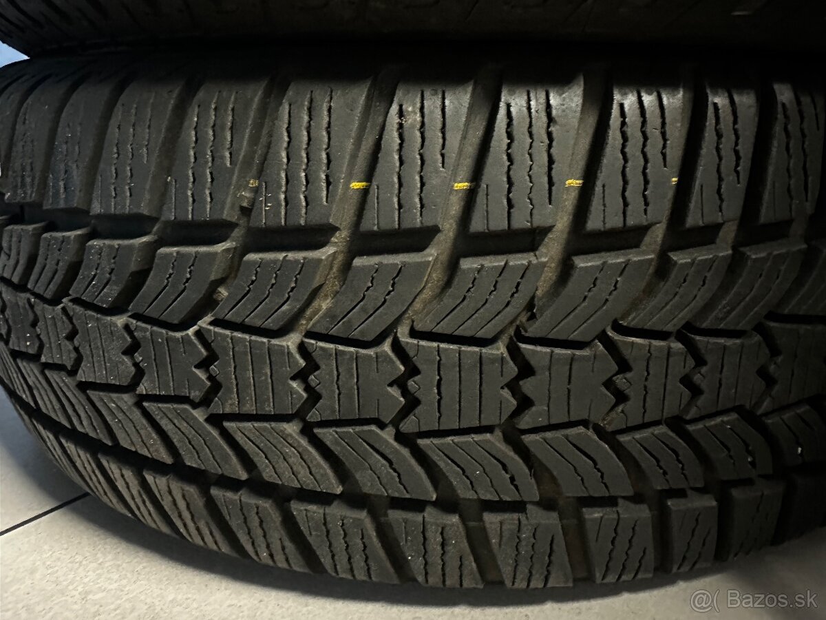 205/60 r16 zimne pneu dot 2423 - 4