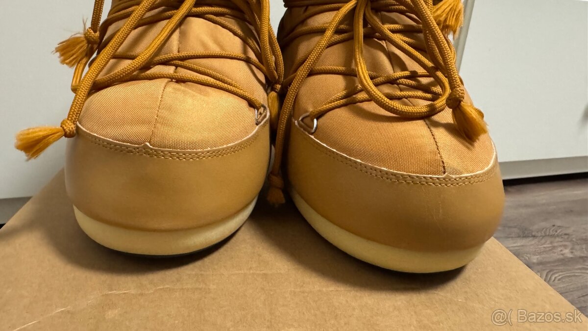 Moon Boot - 4