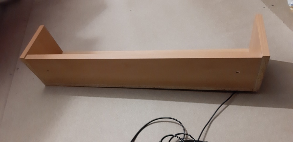 Polička s LED svetlom – buk - 4