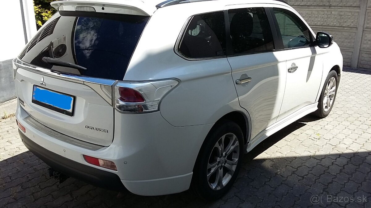MITSUBISHI OUTLANDER 2.2 DID 4x4 2012 - 4