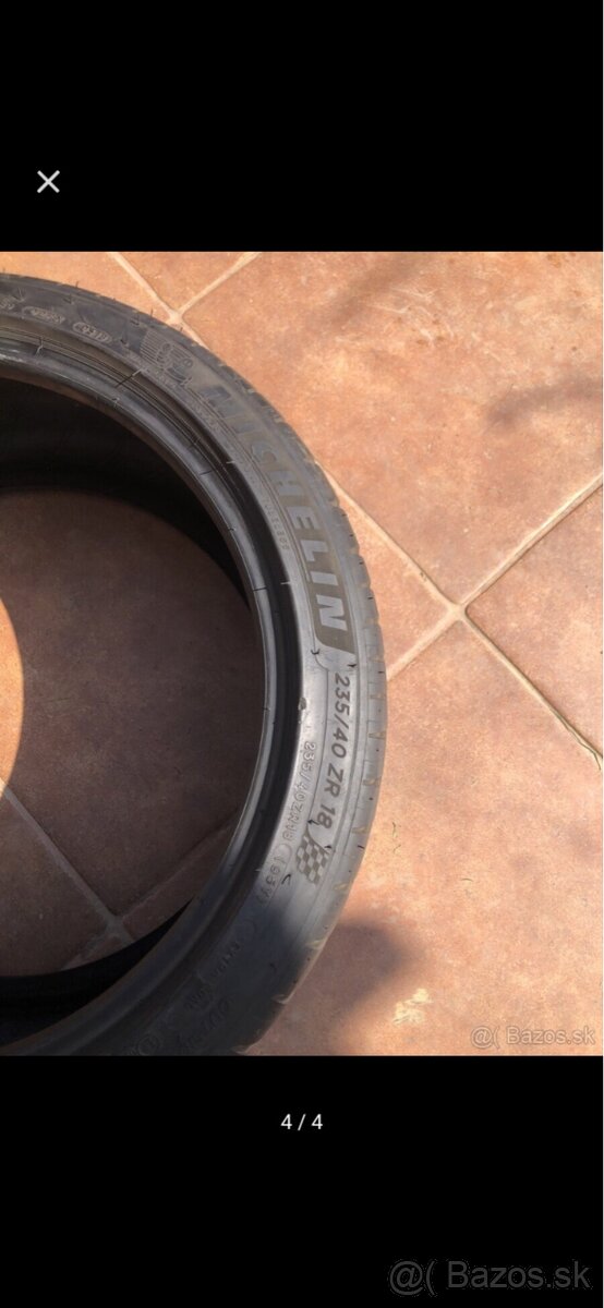 Michelin 235/40/18 - 4